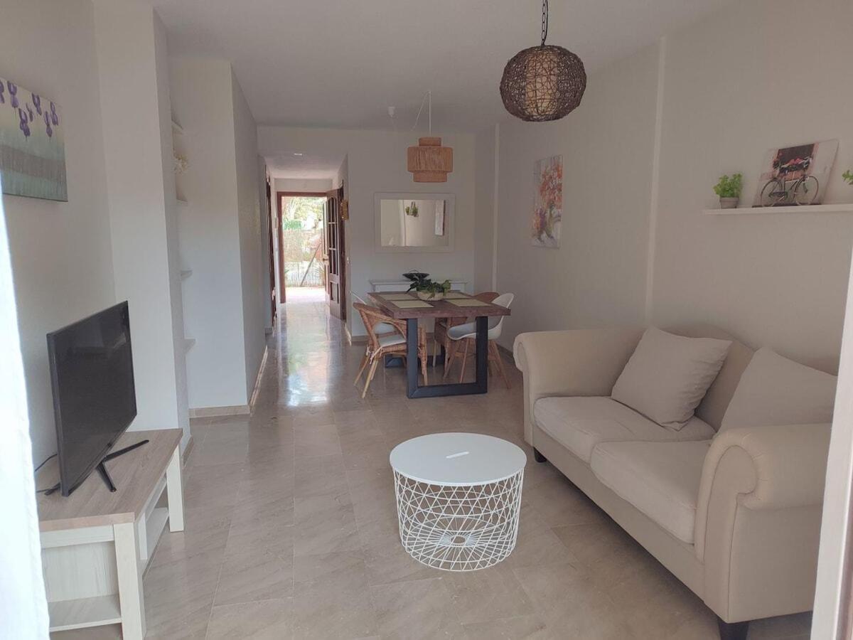 Apartamento Con Piscina Касарес Экстерьер фото